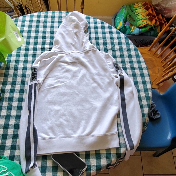 Pink Sweater - Picture 3 of 4